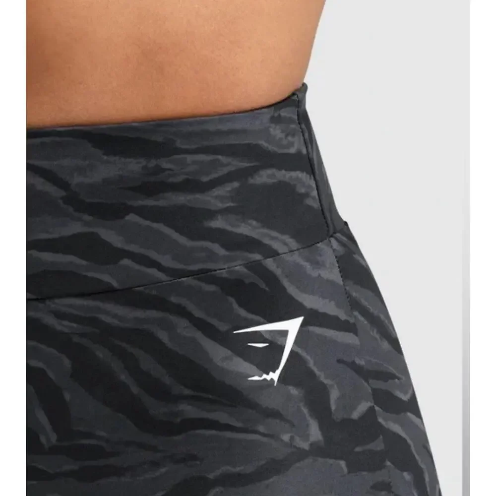REPS POWER TIGHT SHORTS-ZEBRA PRINT-GYMSHARK BRAND-NWT